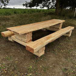 Bord-/bnkest i massivt lrketr - 3 x 1,75 m